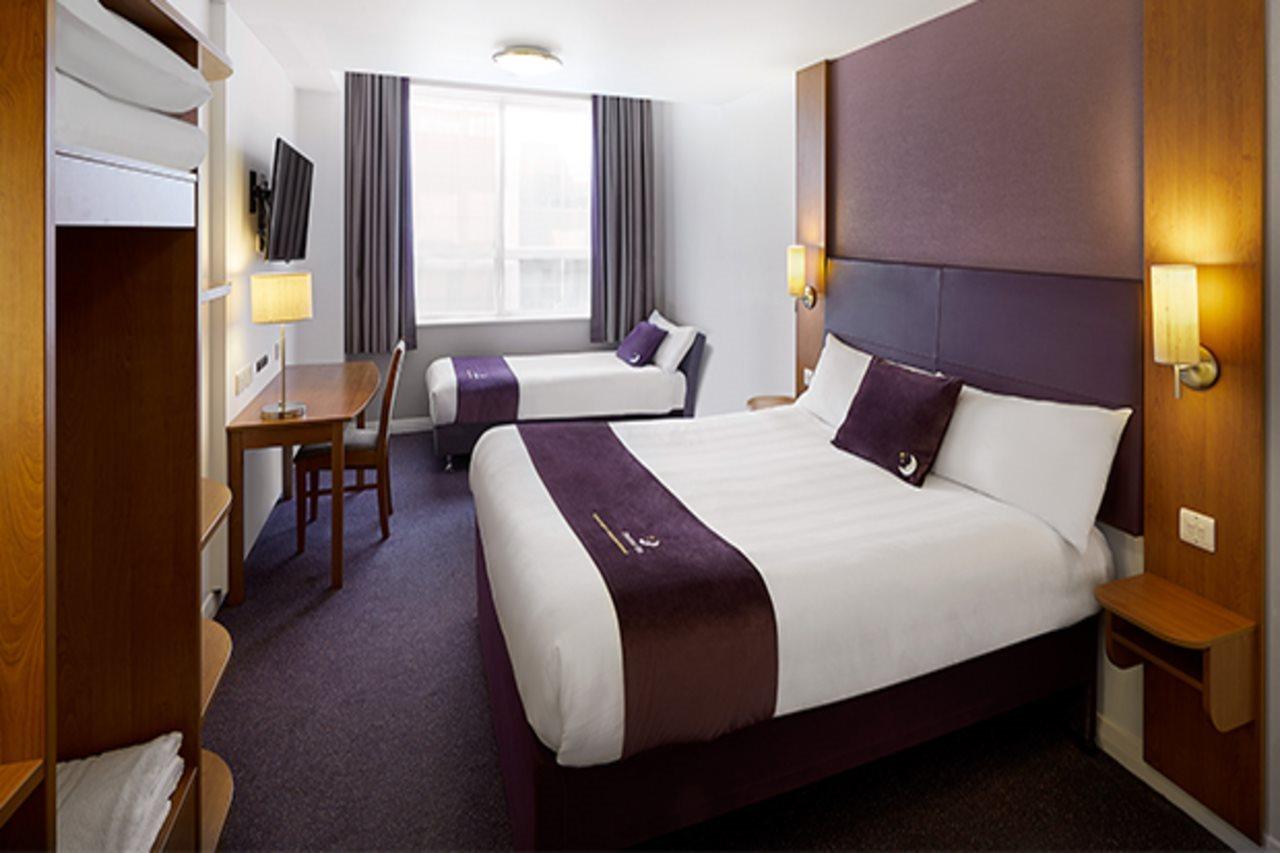 Premier Inn London Blackfriars - Fleet Street Exterior foto